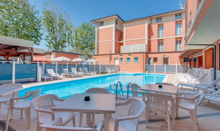hoteldelavillecesenatico en special-offer-in-july-with-a-spectacular-sea-view-at-the-hotel-in-cesenatico 016