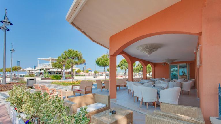 hoteldelavillecesenatico it giugno-all-inclusive-hotel-3-stelle-fronte-mare-a-cesenatico 016