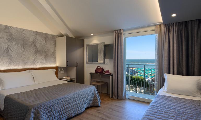 hoteldelavillecesenatico en special-offer-nove-colli-race-in-cesenatico-hotel-by-the-sea 014